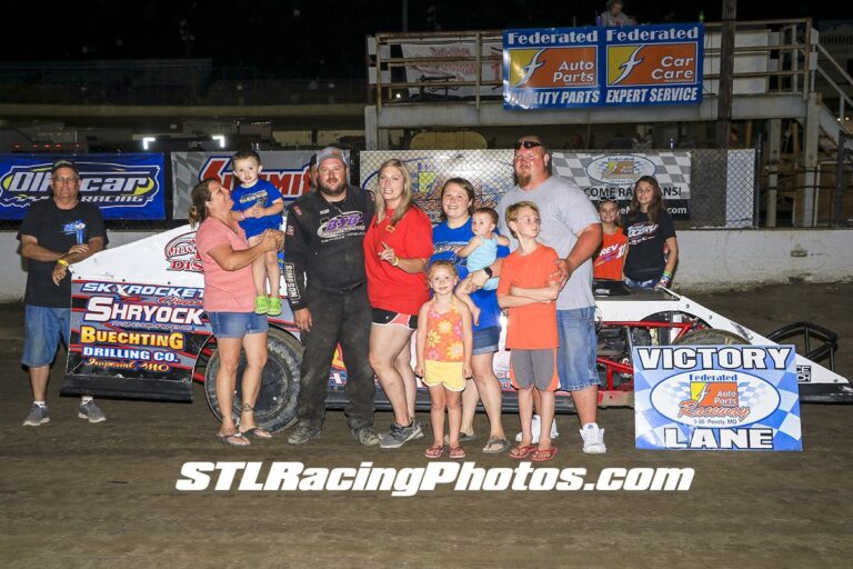Trey Harris takes Federated Auto Parts Raceway at I-55 DIRTcar Pro Modified win!